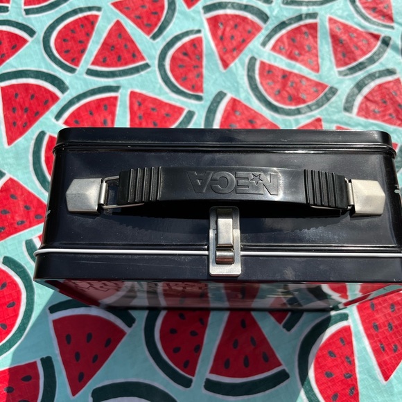 Twilight Collectible Lunch Box - Picture 4 of 5